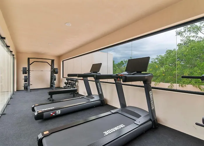 Stylish 1br With Private Pool & Balcony Apartment *